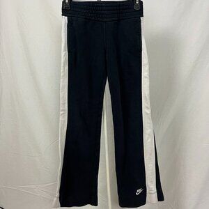 Nike Girls Mid Rise Black Cotton Sweatpants with White Stripe Drawstring Size M